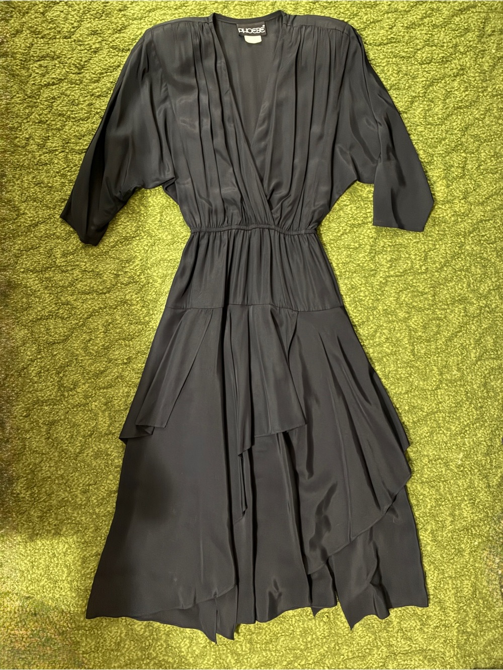 Vintage Phoebe V-Neck Midi Dress